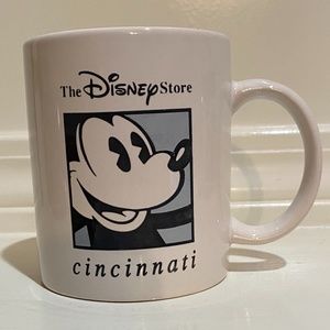 The Disney Store Cincinnati Mickey Mouse Coffee Mug